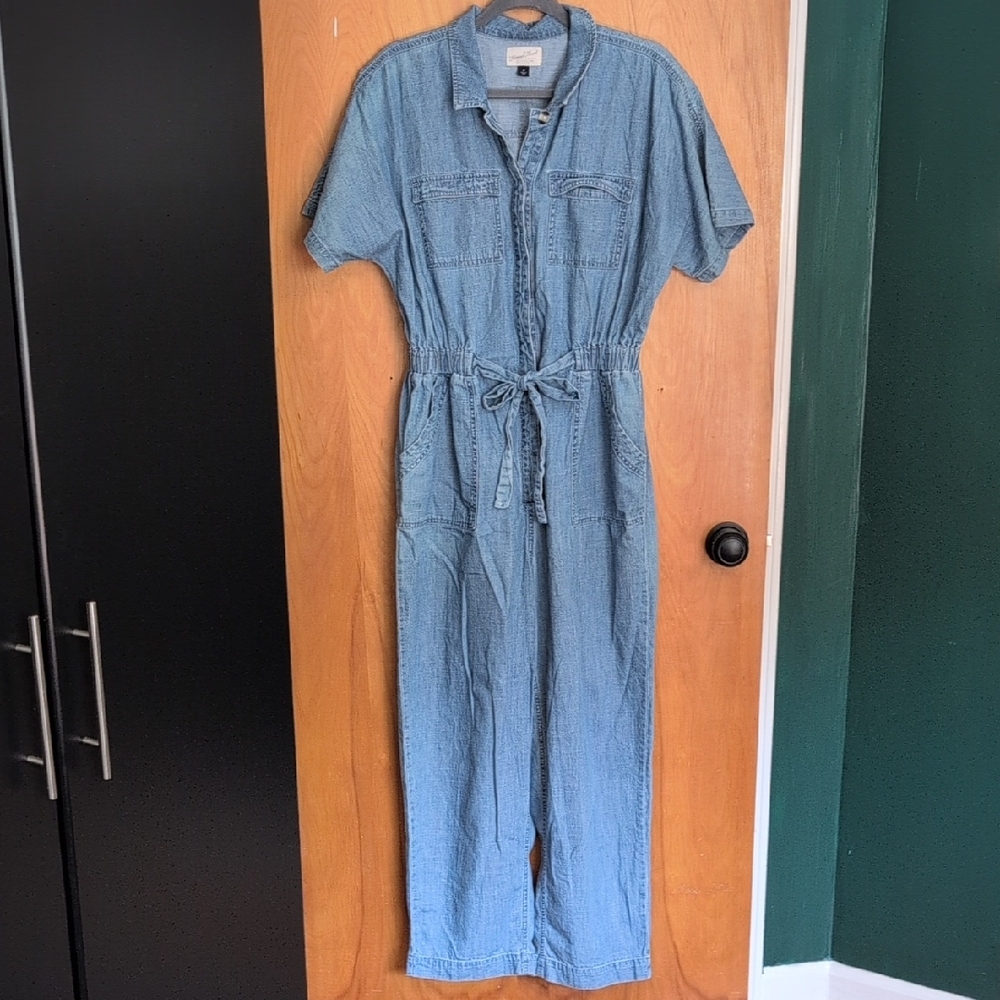Universal Thread Light Denim Blue Short-Sleeve Utility Jumpsuit